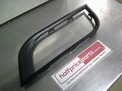 Holden RG Trailblazer Genuine Black Right Hand Front Fog Light Bezel New Part