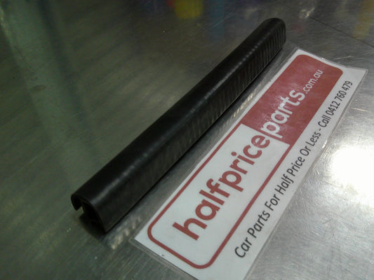 Holden CG Captiva Genuine Rubber Weather Strip New Part