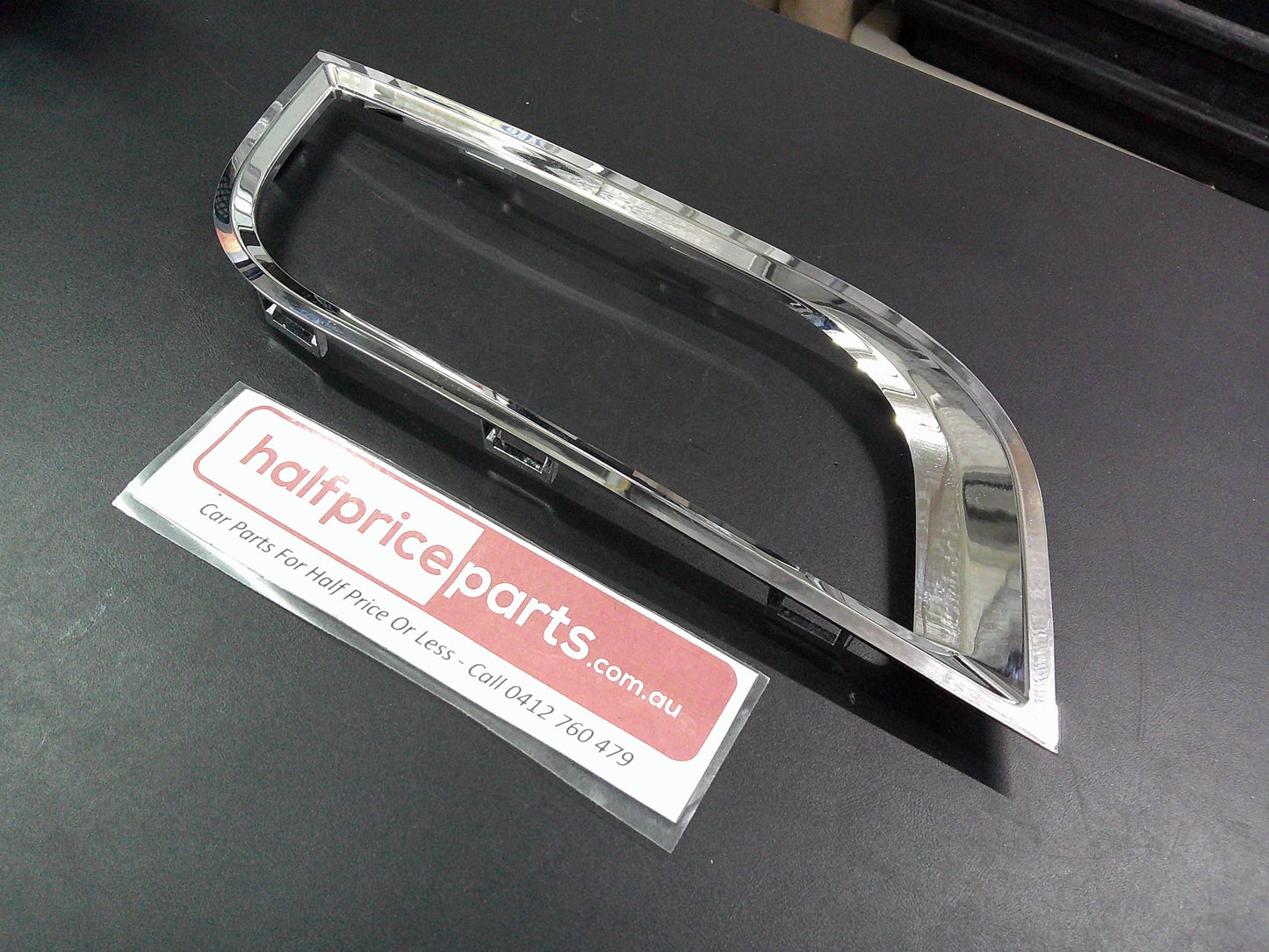 Holden RG Trailblazer Genuine Chrome Left Hand Front Fog Light Bezel New Part
