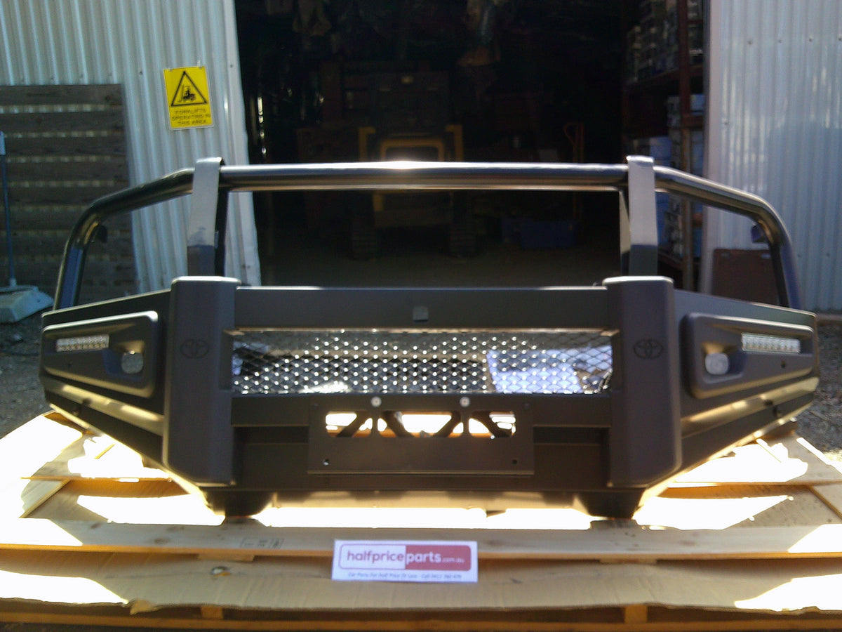 Toyota Hilux Rogue 4x4 Dual Cab Genuine Steel Bull Bar With Day Time Running Lights (Complete Kit New Part