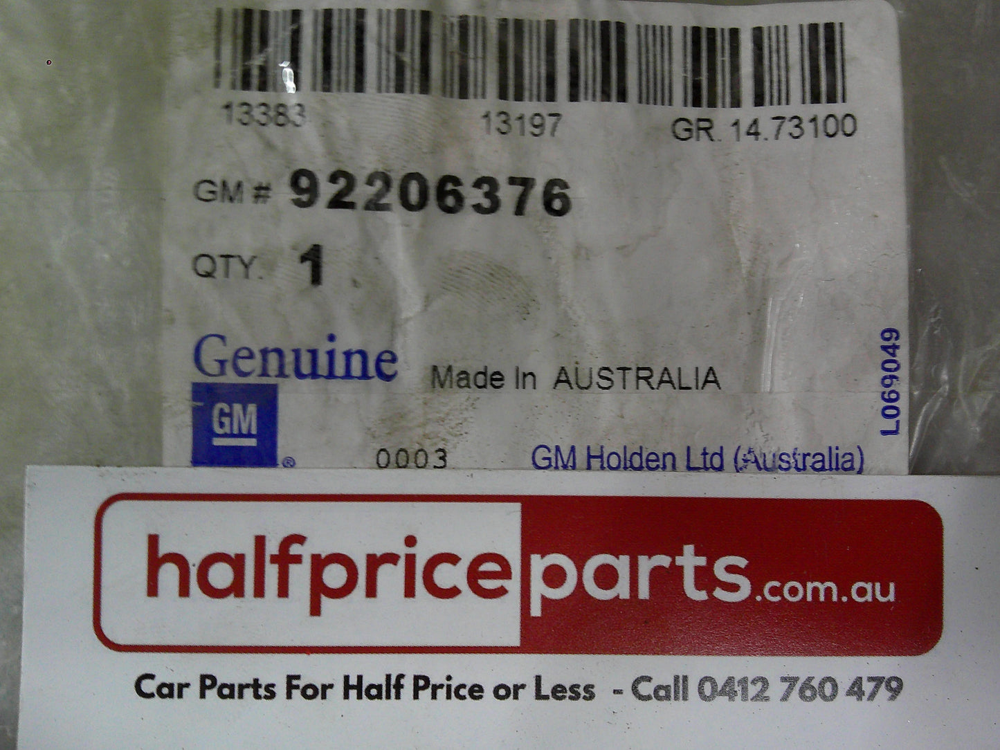 Holden VE Sports Wagon Genuine Right Hand Rear Seat Belt Retractor Cover Trim New Part