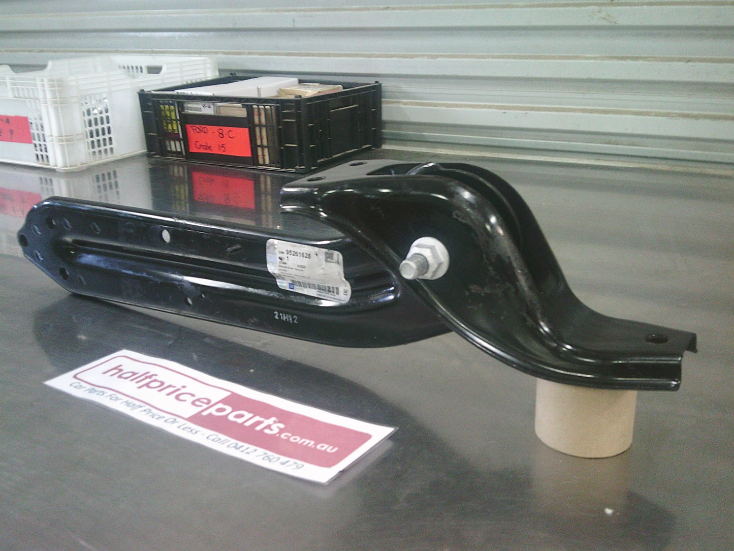 Holden CG Captiva Genuine Drivers Side Rear Upper Trailing Arm Suspension New Part