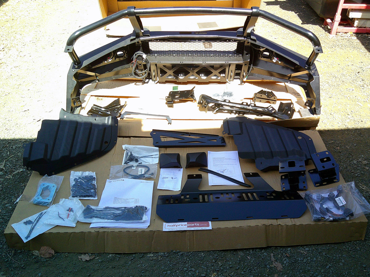 Toyota Hilux Rogue 4x4 Dual Cab Genuine Steel Bull Bar With Day Time Running Lights (Complete Kit New Part