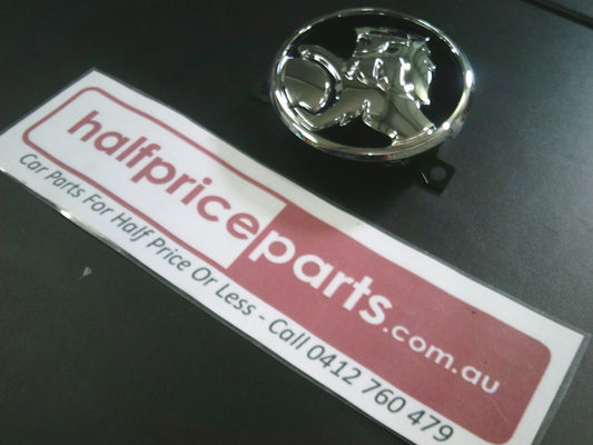 Holden CG Captiva Genuine Front Chrome Grille Emblem New Part