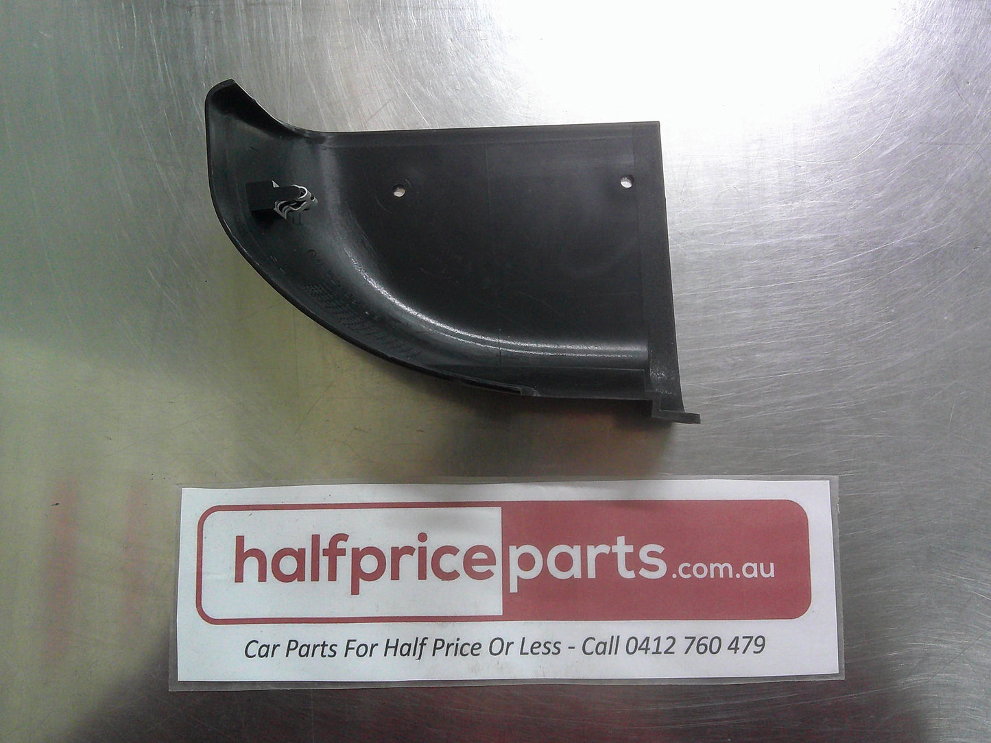 Holden VZ Commodore Genuine Rear Right Moulding Panel New Part