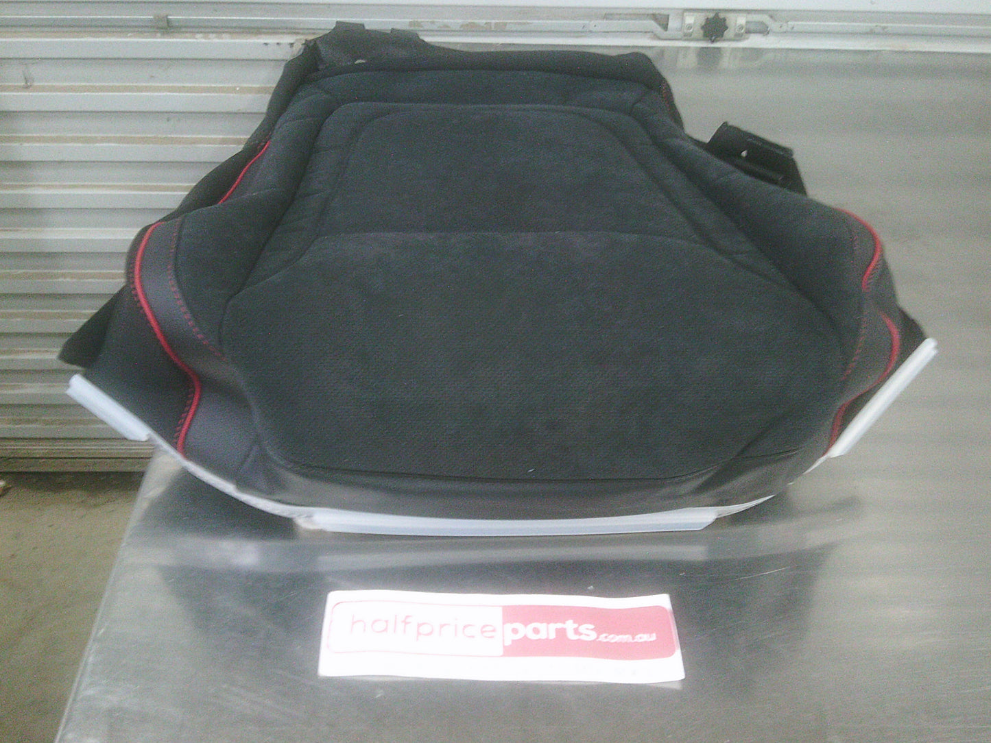 Hyundai Tucson Left Hand Front Seat Base Cover New Part