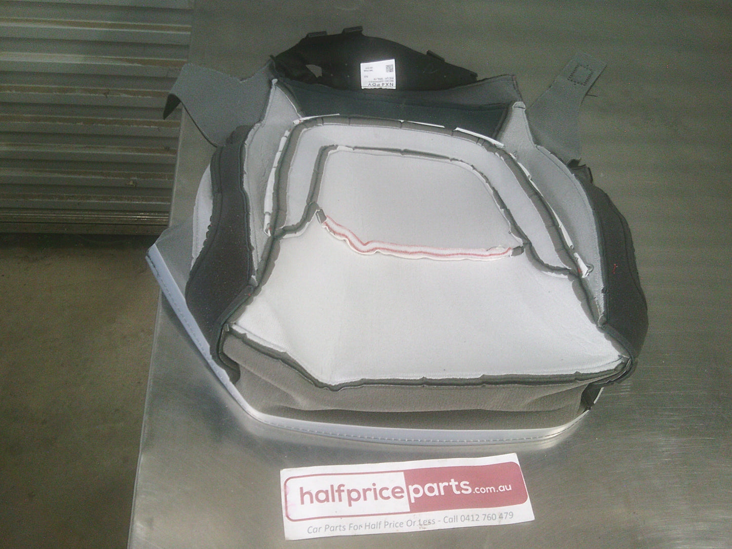 Hyundai Tucson Left Hand Front Seat Base Cover New Part