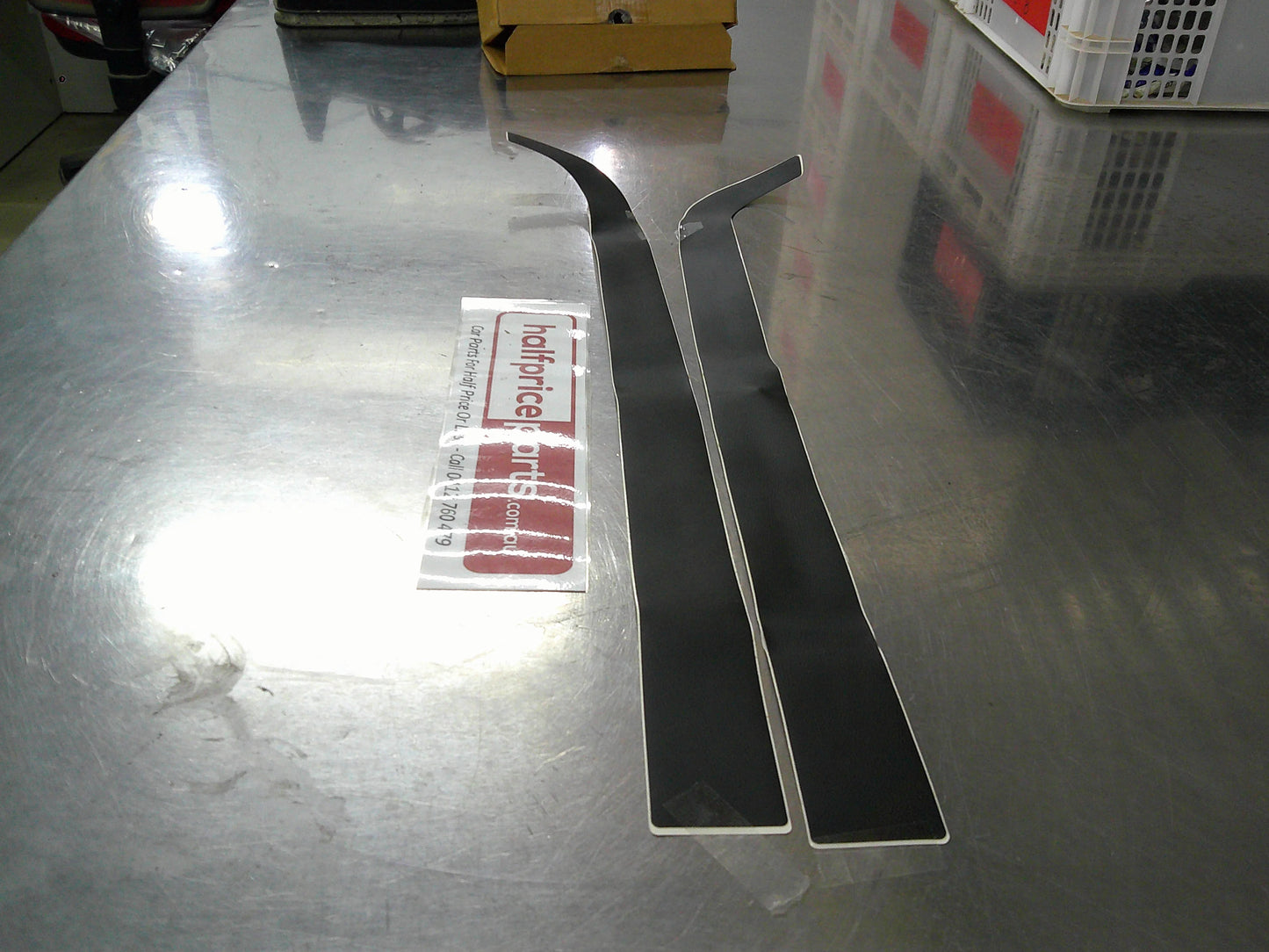 Holden RG Z71 Colorado Genuine PUBX Front Seal Cover (Hockey Stick Seal) New Part