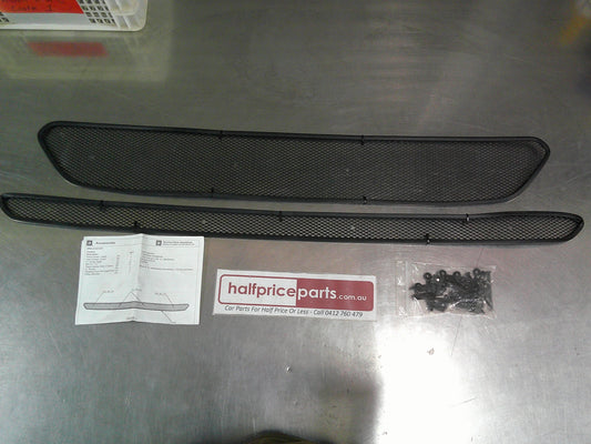Holden RG Colorado Genuine Front Insect Screen Upper And Lower Grille With Fitting Kit New Part