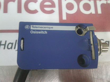 SCHNEIDER ELECTRIC Limit switch; metal roller Ø11,6mm; NO + NC; 6A; max250VAC; IP66