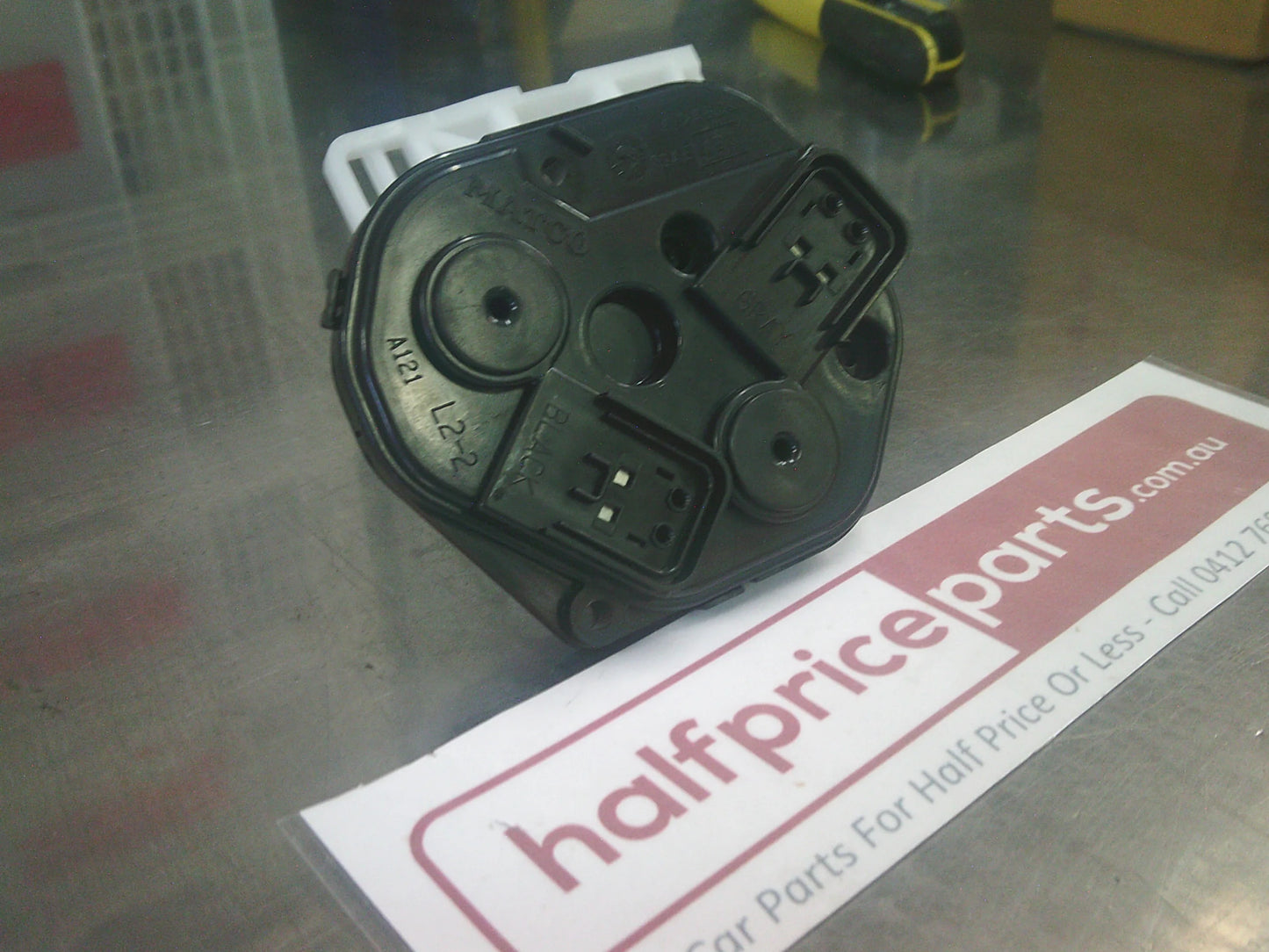 Holden RG Colorado Genuine Left Side Rear View Mirror Electric Actuator New Part