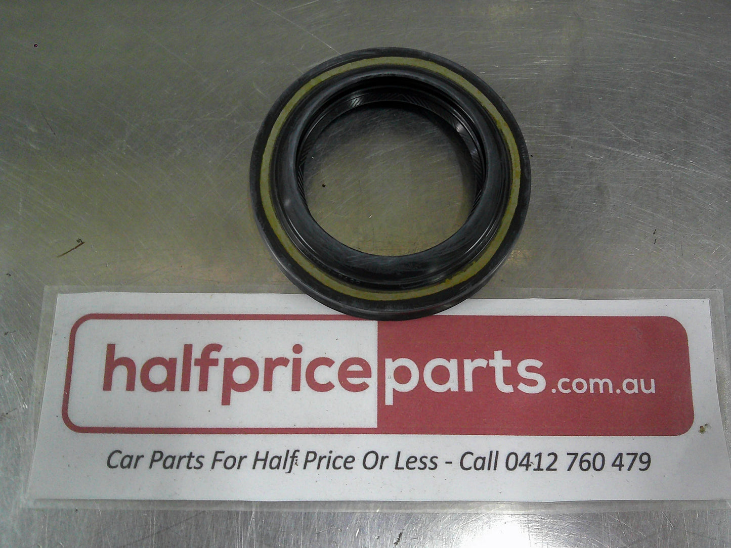 Holden VT/VX/VY/VZ Crewman Genuine Rear Axle Seal New Part
