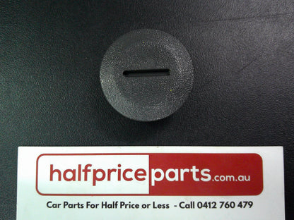Holden VT Commodore Genuine Floor Mat Retainer In Anthracite New Part