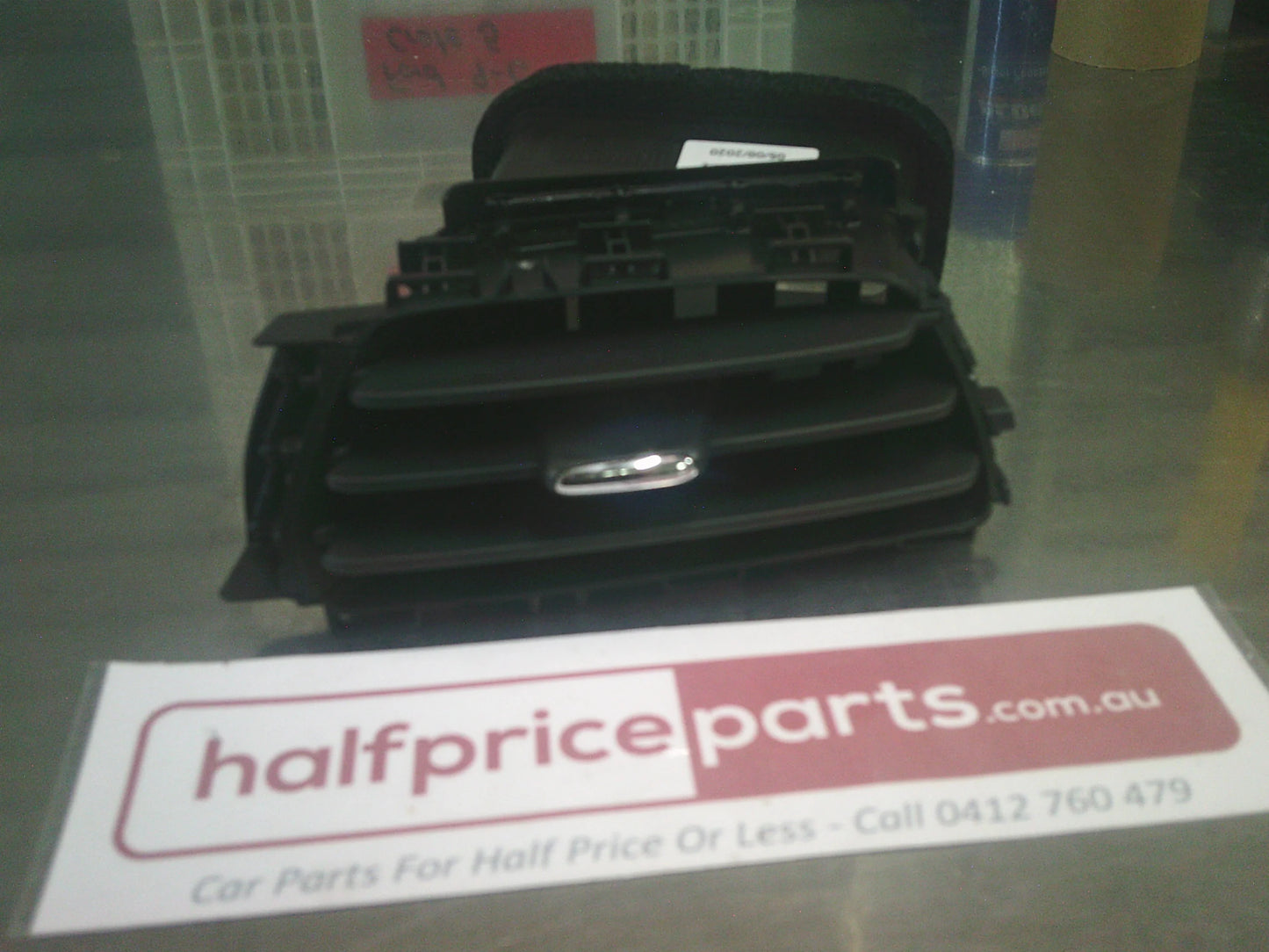 Holden RG Colorado/ RG Trailblazer Genuine Central Air Outlet New Part