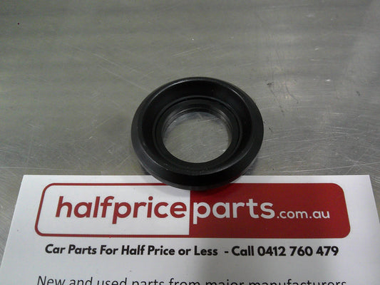 Holden VN/VP/VR/VS/VT/VX/VY/VZ Commodore Genuine Window Winder Handle Washer New Part