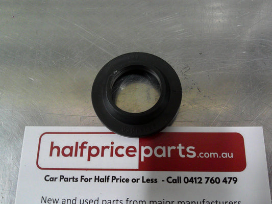 Holden VN/VP/VR/VS/VT/VX/VY/VZ Commodore Genuine Window Winder Handle Washer New Part