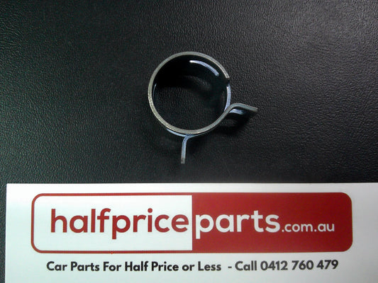 Holden VF Commodore Genuine Power Steering Rack Hose Clamp New Part