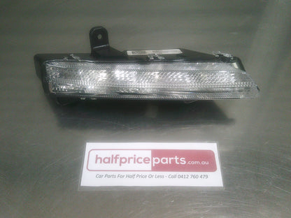 Holden VF SS/SSV/Calais Commodore Genuine Right Hand Front Daytime Running Light Used Part