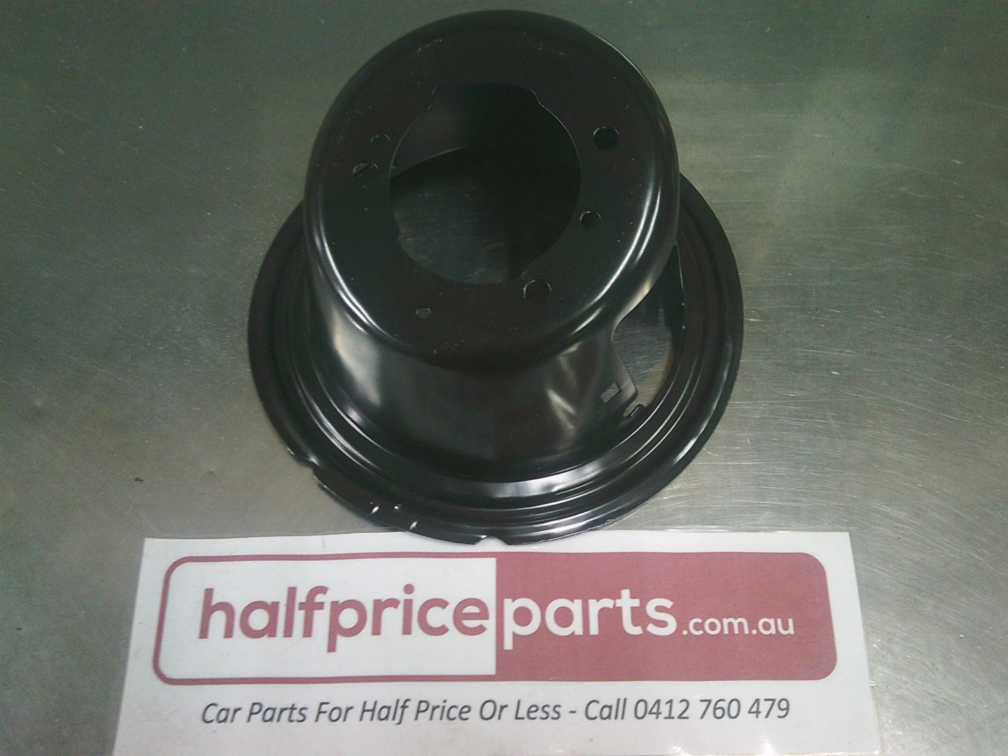 Holden CG Captiva Genuine Fuel Tank Filler Mounting Housing New Part