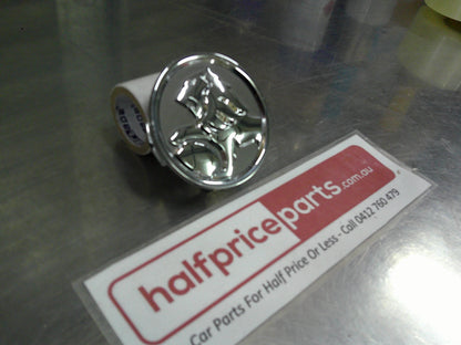 Holden VY/VZ Commodore Genuine Alloy Wheel Center Cap 1 ONLY) New Part