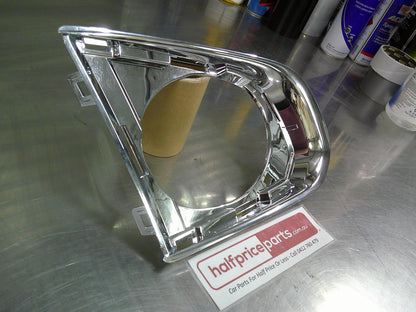 Holden Trax Genuine Right Hand Front Chrome Fog Light Bezel New Part