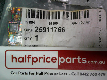 Holden CG Captiva Genuine Right Hand Front (Drivers) Side Wiper Arm New Part