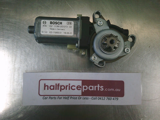 Holden Astra 2009 Genuine LHS Cover Retractor Motor - New Part