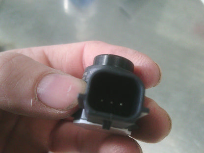 Holden VF Commodore Genuine Front Parking Sensor New Part