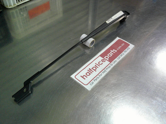 Holden RG Colorado/Trailblazer Genuine Left Hand Side (Passengers) Front Wiper Arm - New Part