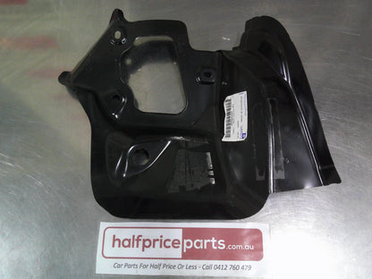 Holden VF Commodore Sedan Genuine Left Hand Tail Light Lamp Quarter Panel New Part