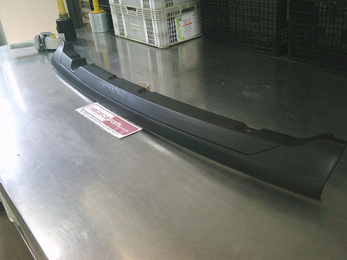 Holden YG Cruze Genuine Front Lower Windscreen Center Trim Panel New Part