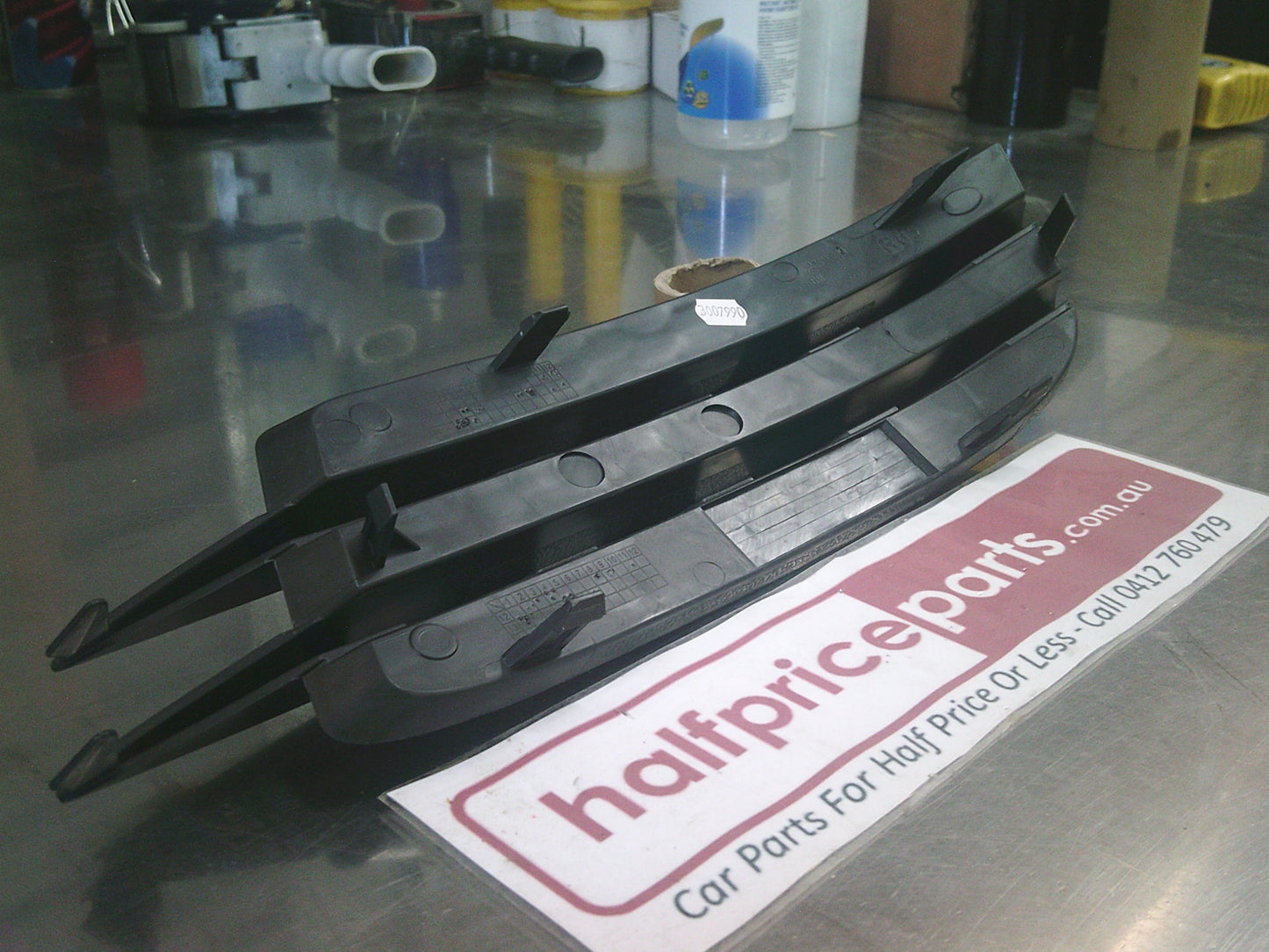 Holden VE Commodore Genuine Right Hand Front Bumper Insert New Part