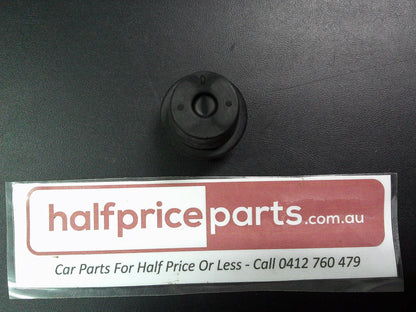 Holden VE/VF/SS Commodore Genuine Boot Lid Bumper Stop Rubber New Part