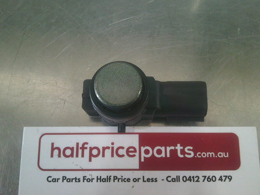 Holden VF Commodore Genuine Front Parking Sensor New Part