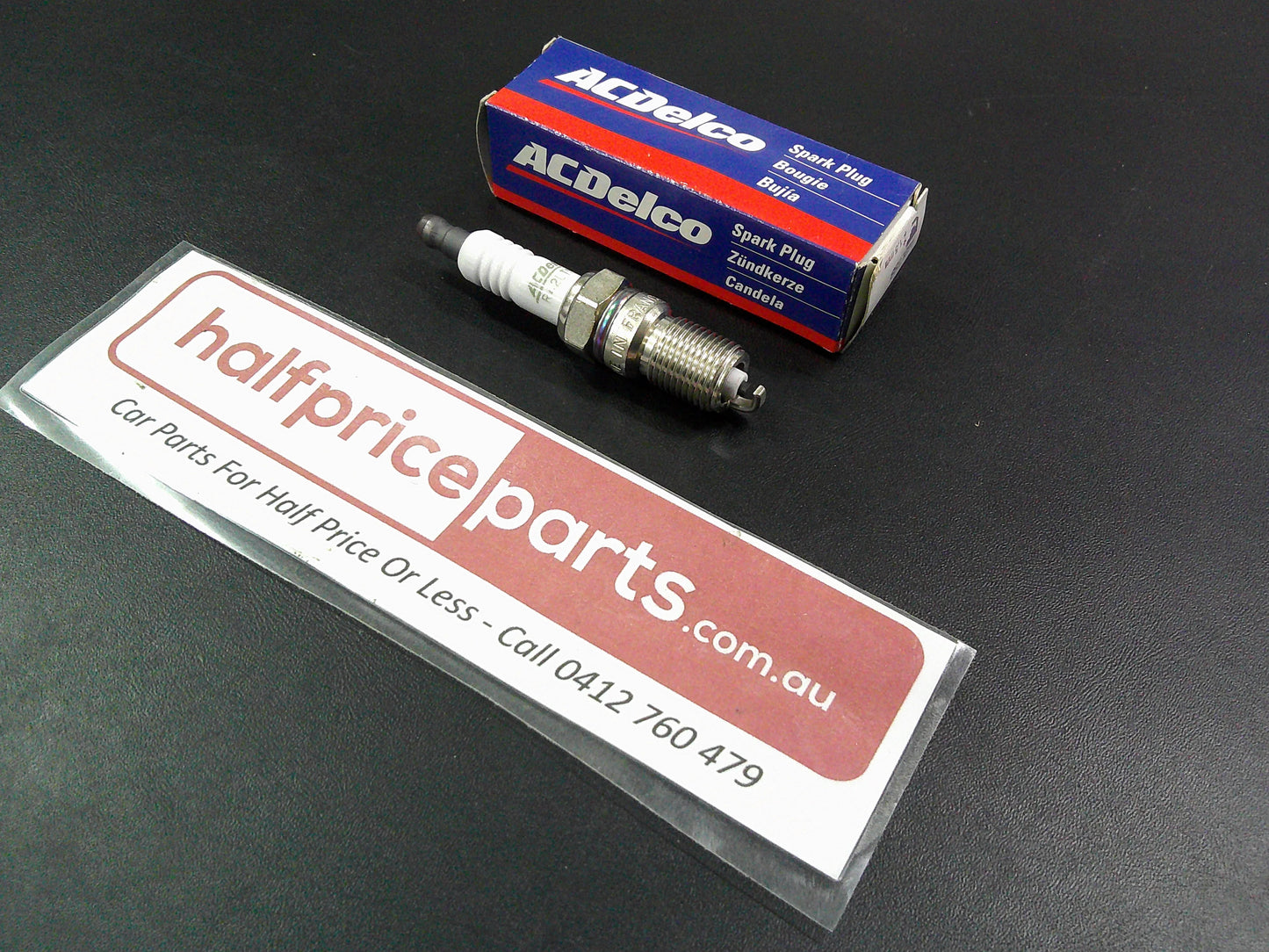 Holden VK/VN/VP/VR/VS/VT/VX/VY Commodore/WH/WK Caprice/Statesman Genuine Spark Plug New Part