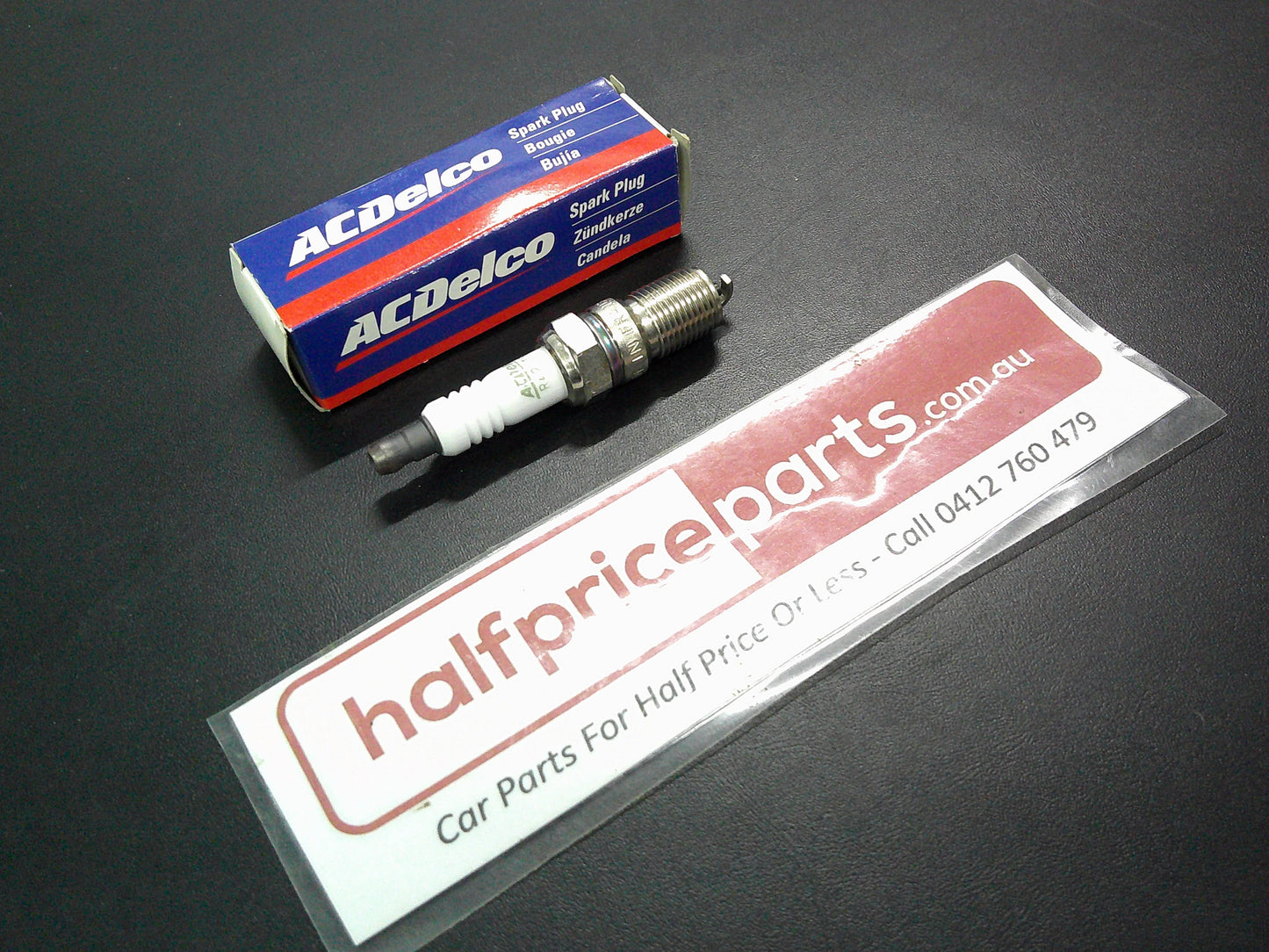 Holden VK/VN/VP/VR/VS/VT/VX/VY Commodore/WH/WK Caprice/Statesman Genuine Spark Plug New Part