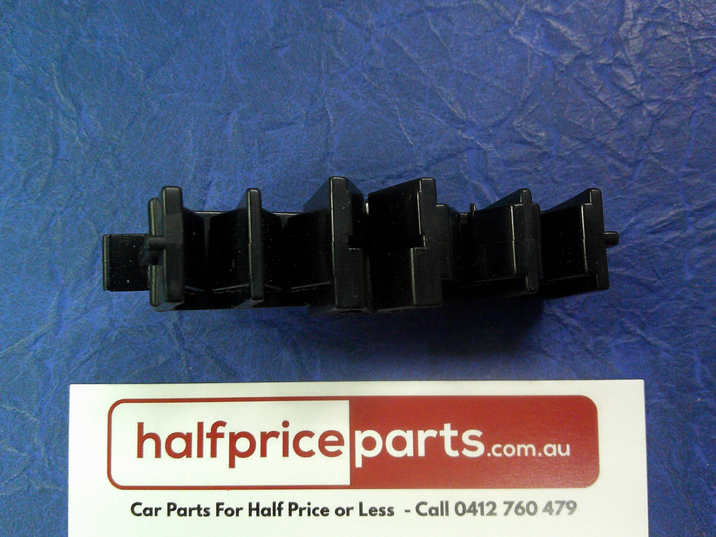 Isuzu Trooper/Holden Monterey Genuine Fuel Line Clip New Part