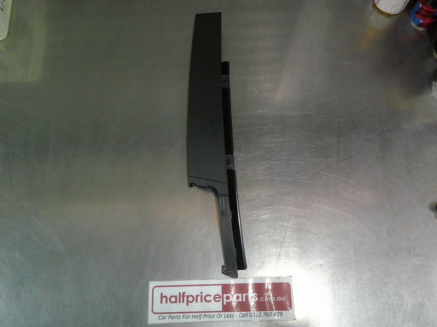 Holden Cruze Genuine Right Hand Front Door Vertical Mould New Part.