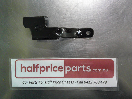Holden VF Commodore/WN Caprice Genuine Front Seat Adjuster Bracket New Part