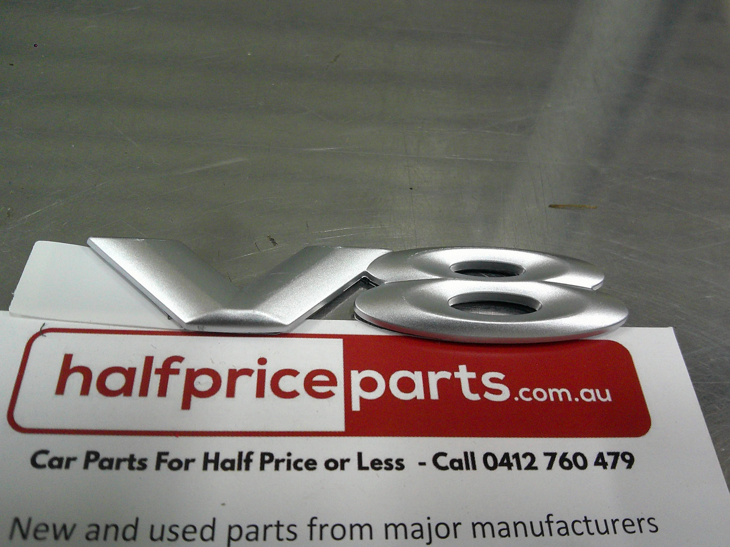 Holden VY/VZ Calais/SS Commodore Genuine Silver Satin V8 Guard Emblem New Part