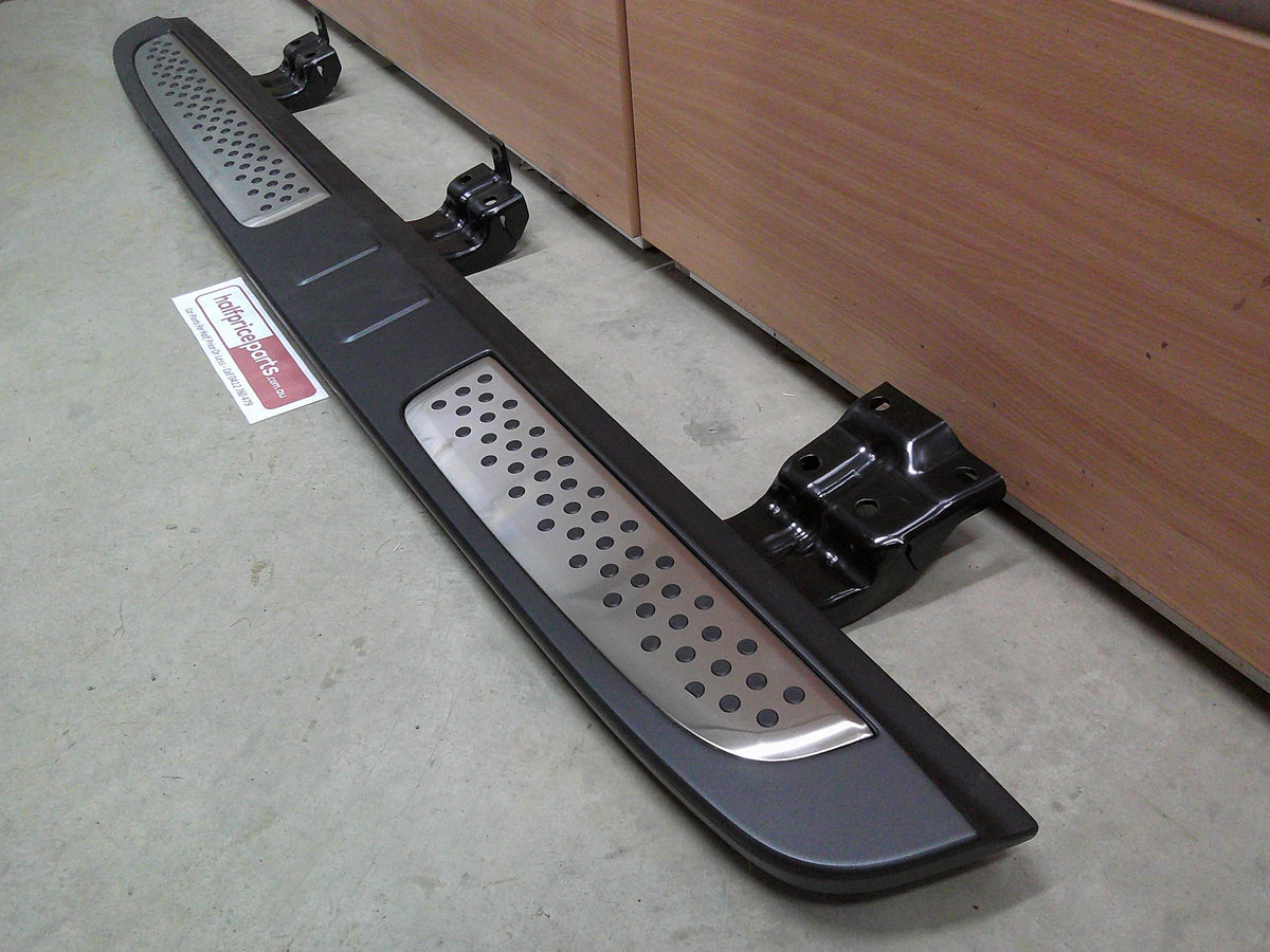 Holden CG7 Captiva Genuine Left Hand Side Step (Side Step And Brackets ONLY) New Part