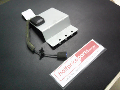 Holden CG Captiva Genuine Navigation Antenna New Part