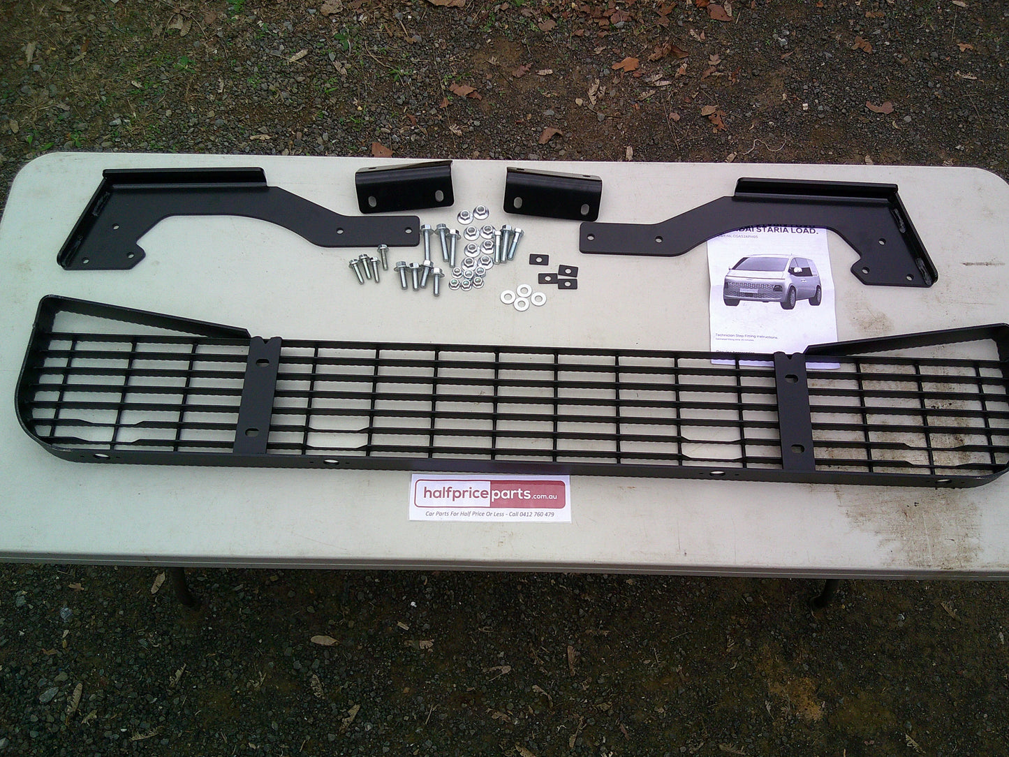 Hyundai Staria Load Genuine Rear Technican Step Fitting Kit With Brackets (Cant Be Installed With Tow Bar) New Part