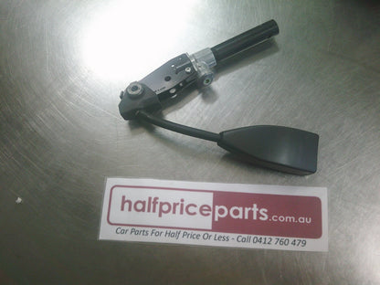 Holden VT/VX Commodore Genuine Right Hand Front Belt Pretensioner Buckle - New Part