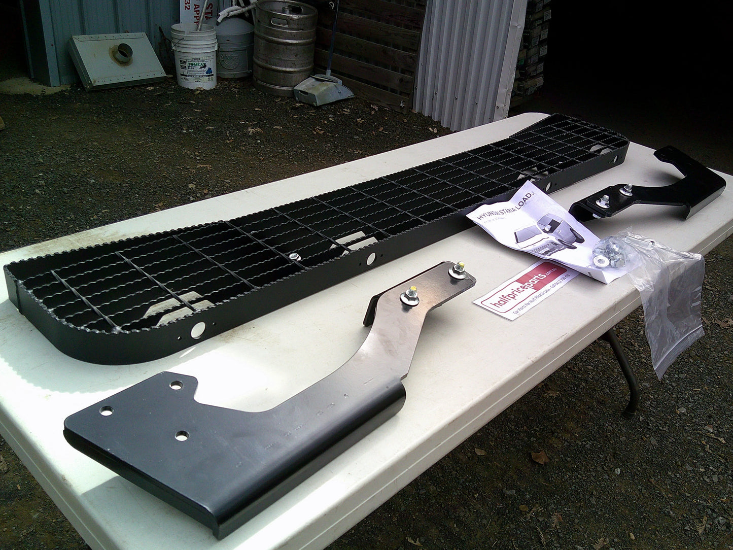 Hyundai Staria Load Genuine Rear Technican Step Fitting Kit With Brackets (Cant Be Installed With Tow Bar) New Part
