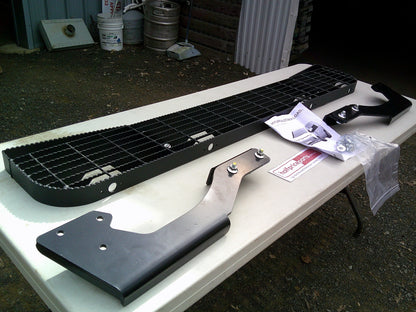 Hyundai Staria Load Genuine Rear Technican Step Fitting Kit With Brackets (Cant Be Installed With Tow Bar) New Part
