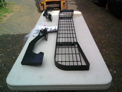 Hyundai Staria Load Genuine Rear Technican Step Fitting Kit With Brackets (Cant Be Installed With Tow Bar) New Part