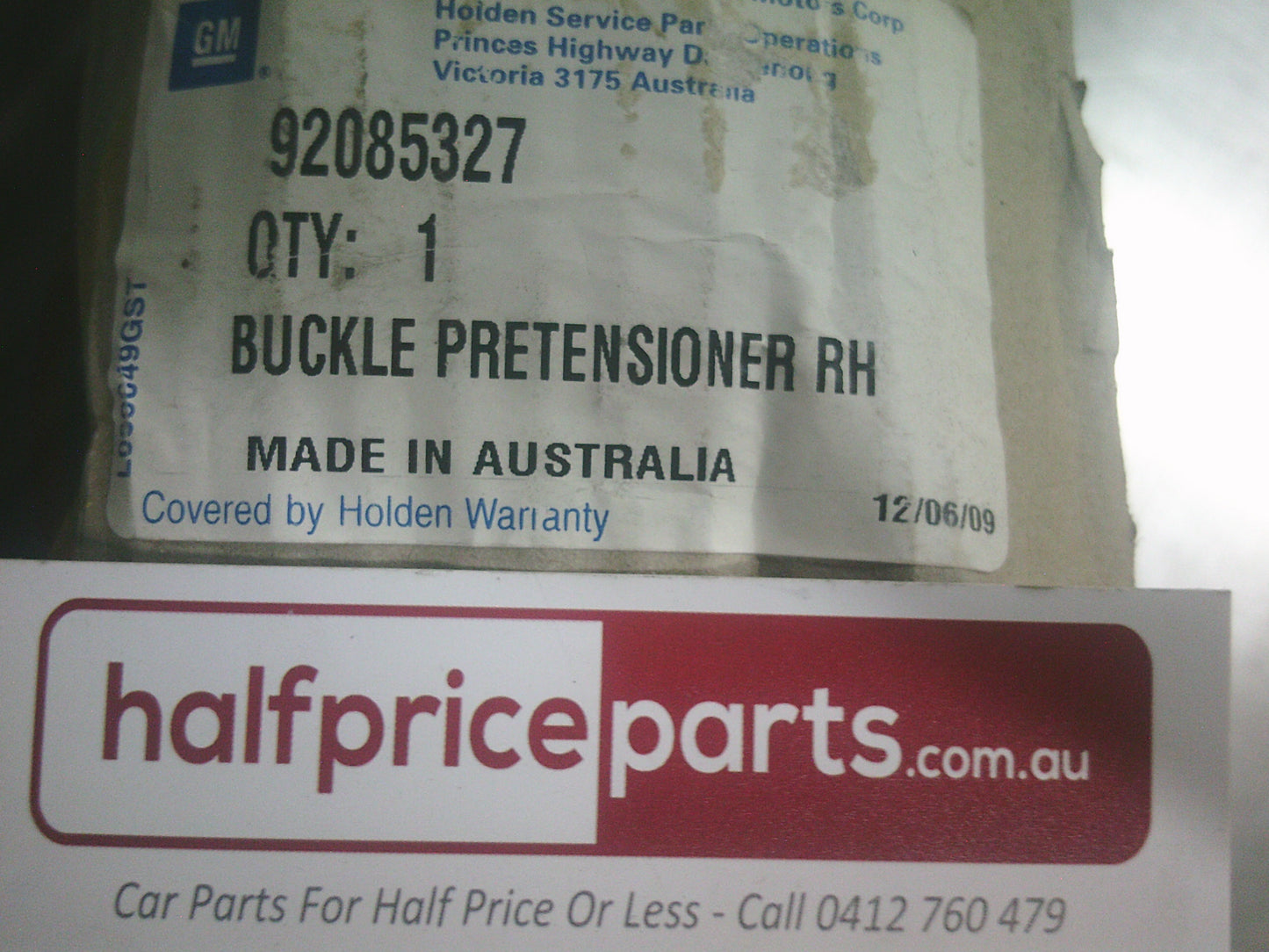 Holden VT/VX Commodore Genuine Right Hand Front Belt Pretensioner Buckle - New Part