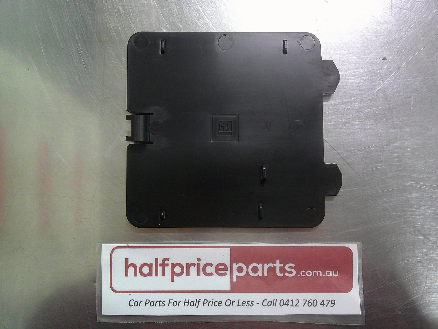 Holden RG Trailblazer Genuine Front Right Hand Guard Liner Trim Hole New Part