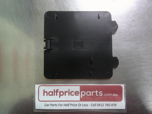 Holden RG Trailblazer Genuine Front Right Hand Guard Liner Trim Hole New Part